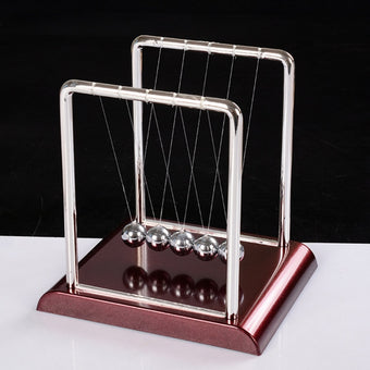 Mini-Pêndulo de Newton (Newton's Cradle) - Conservação da energia e quantidade de movimento