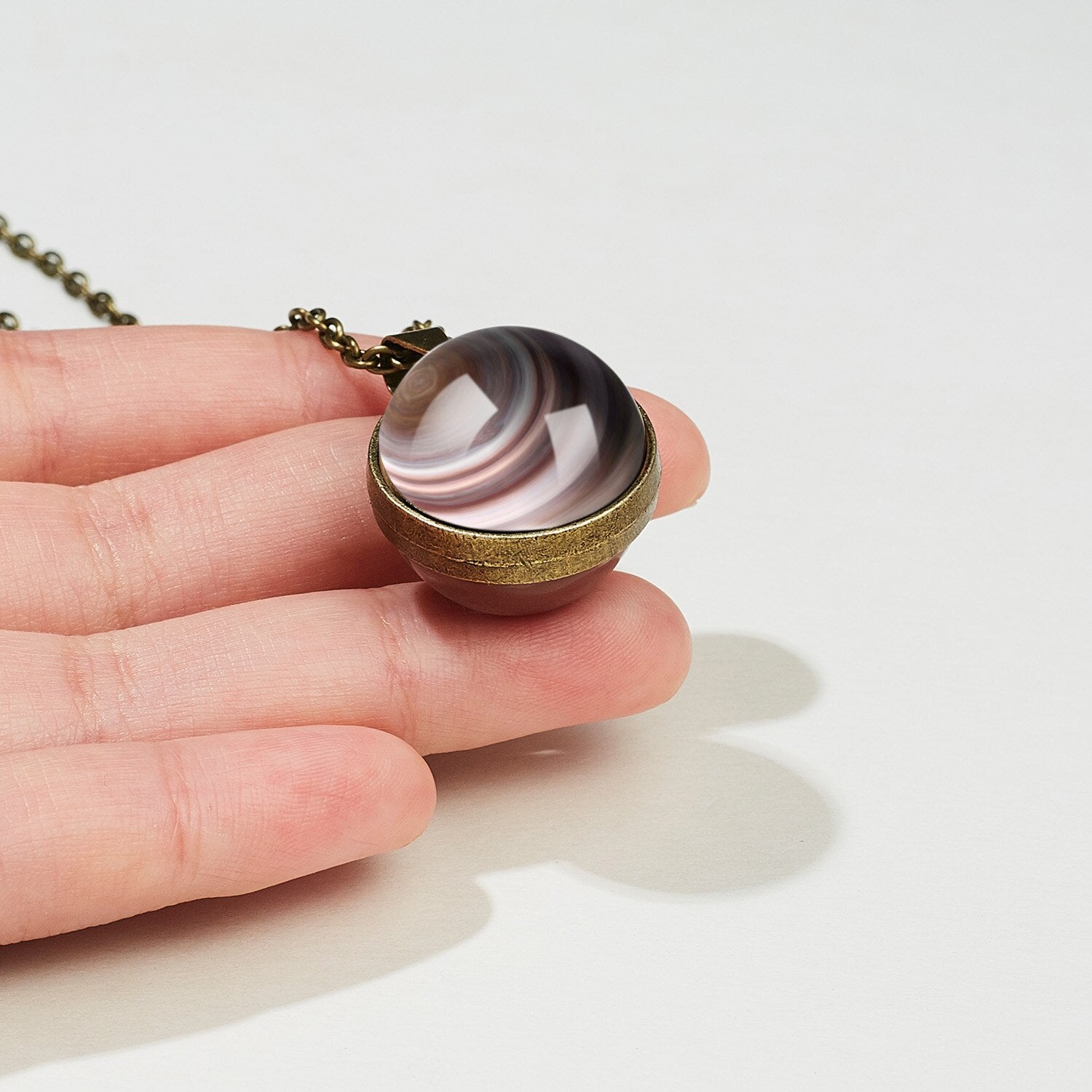 Colar dos Astros e Planetas do Sistema Solar - Brilha no Escuro