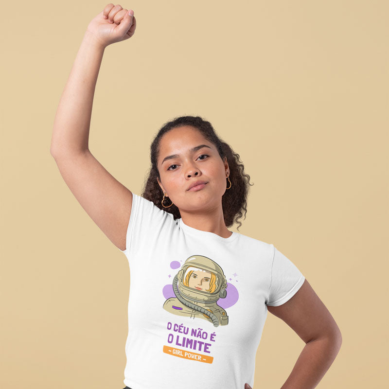 Camiseta Feminina - O Céu não é o Limite